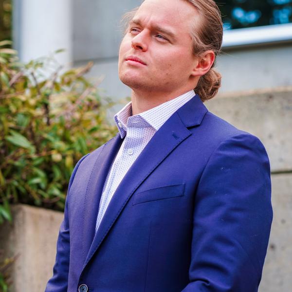 Caelen Middleton headshot